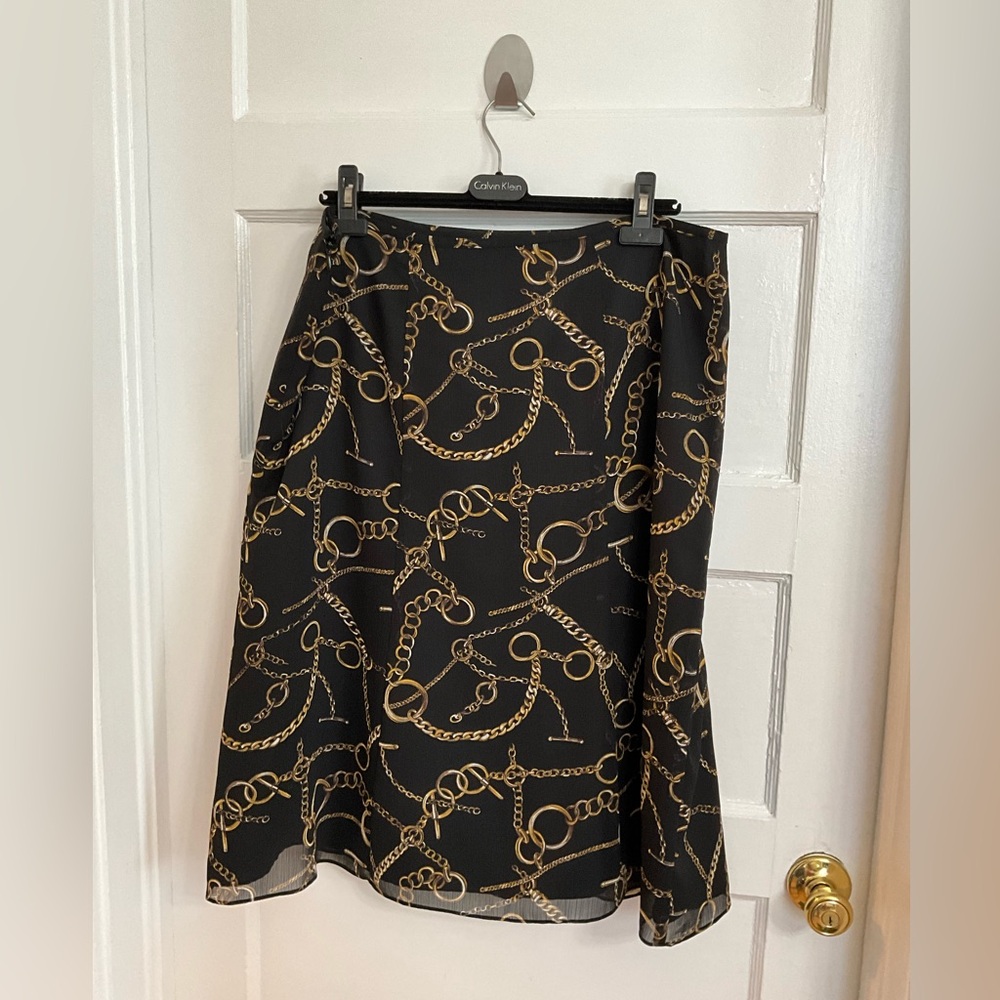 Women skirt